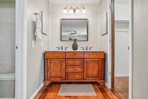 Grove St E-S1608-027.jpg
