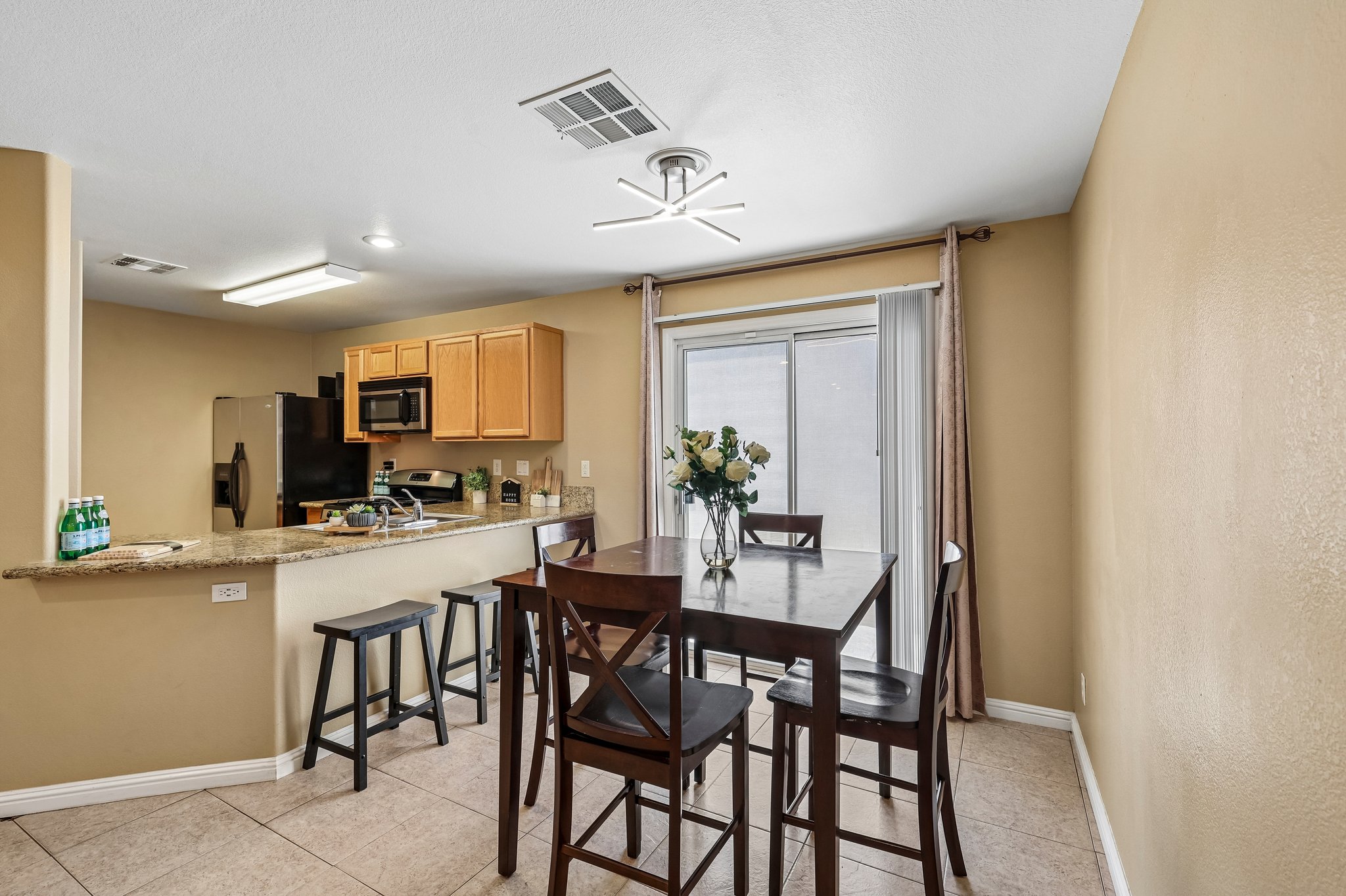 9957 Keephills St Las Vegas-S1205-009.jpg
