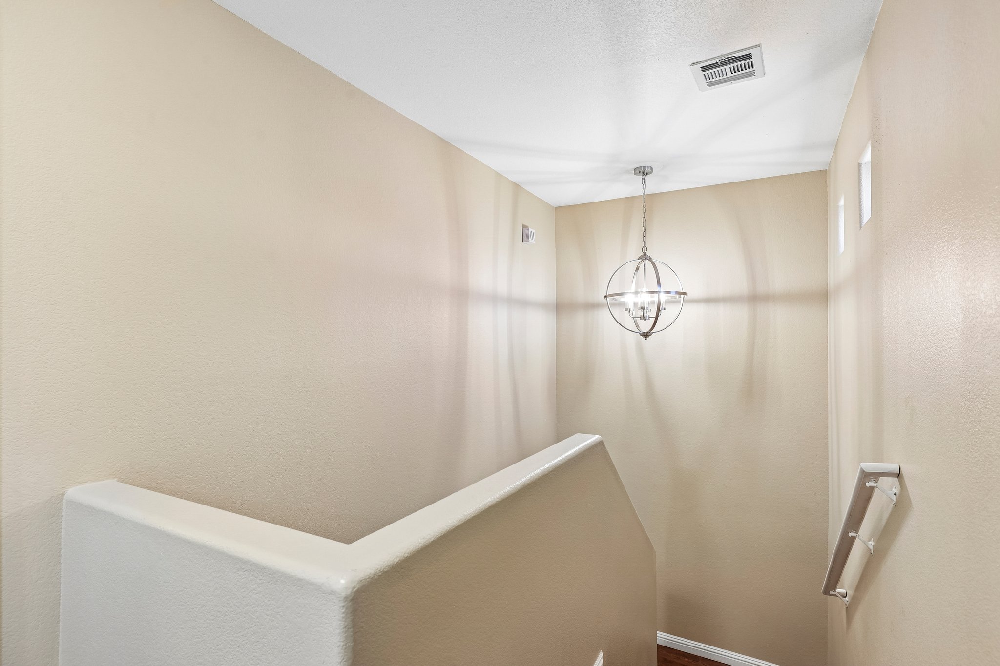 9957 Keephills St Las Vegas-S1205-015.jpg