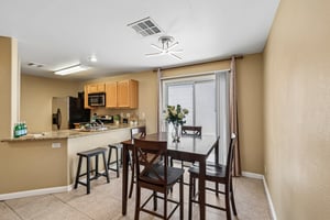 9957 Keephills St Las Vegas-S1205-009.jpg