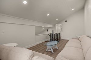Loft 2
