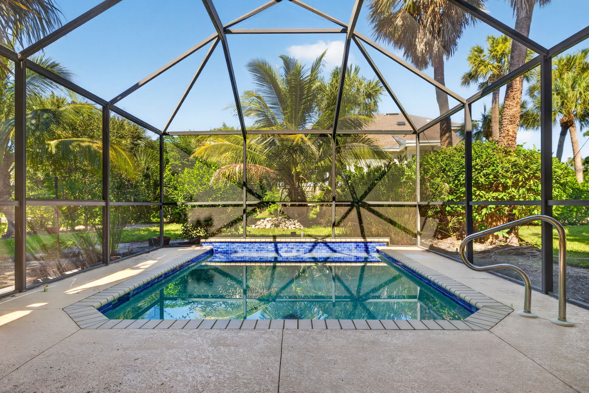 Pool 1 of 2