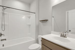  Photo 24