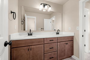  Photo 25