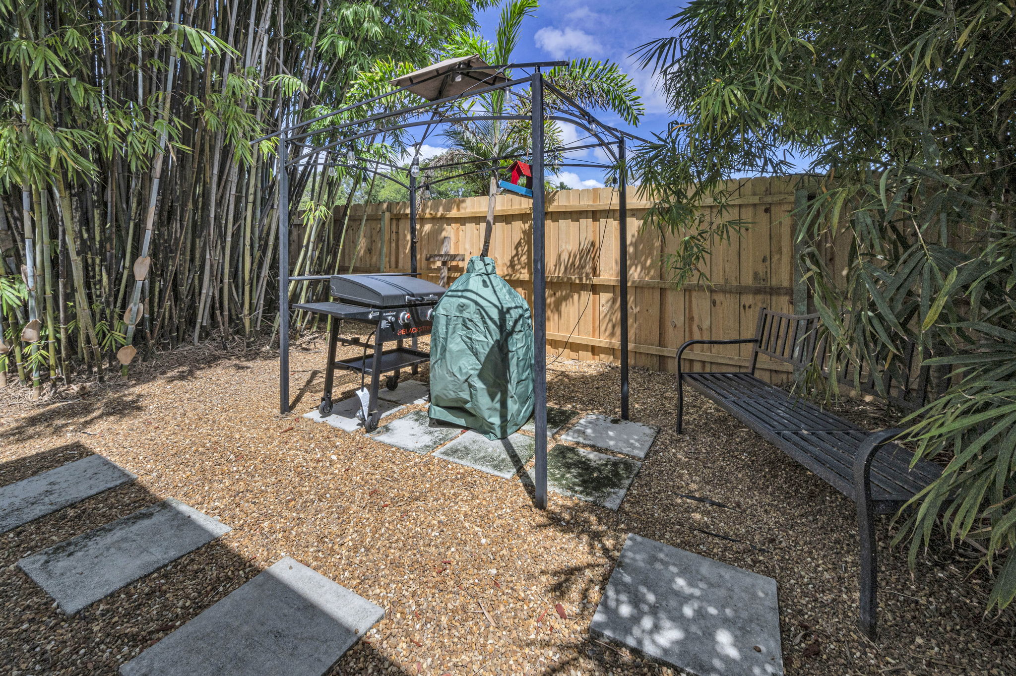 Backyard Patio2