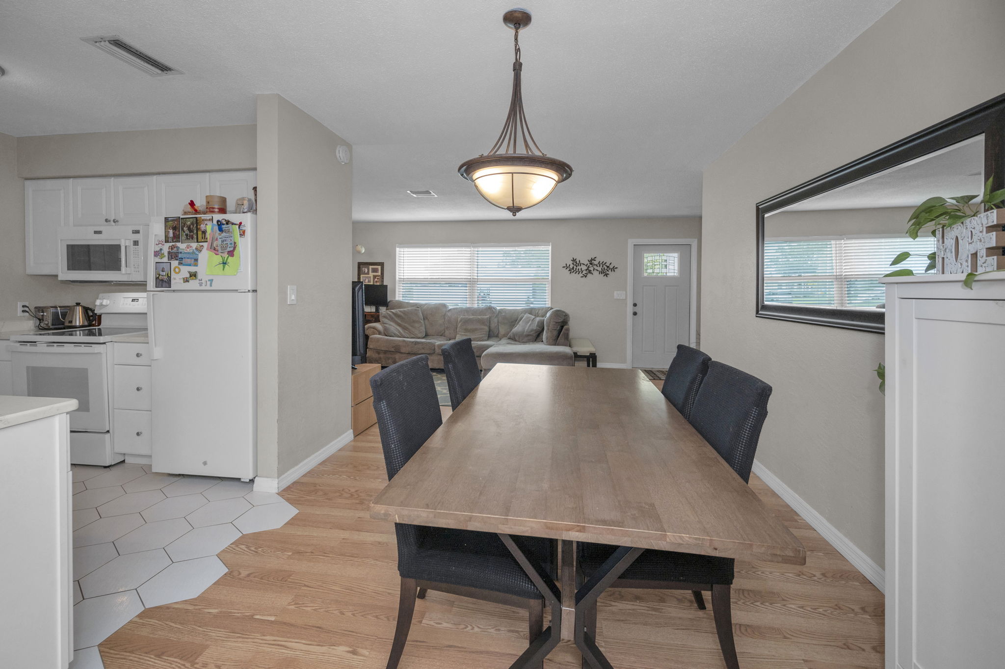 Dining Room3