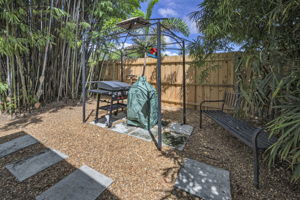 Backyard Patio2