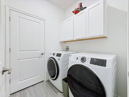  Photo 61