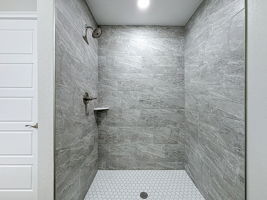  Photo 32