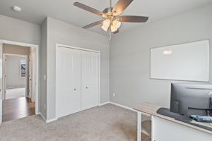 Bedroom/Office