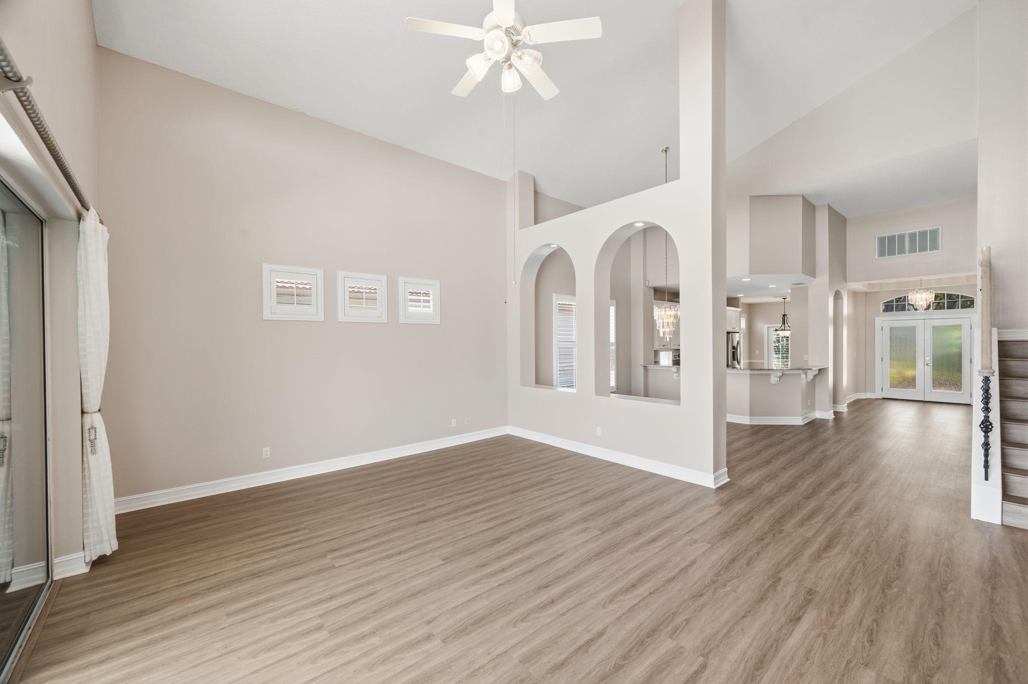 Interiors (20)