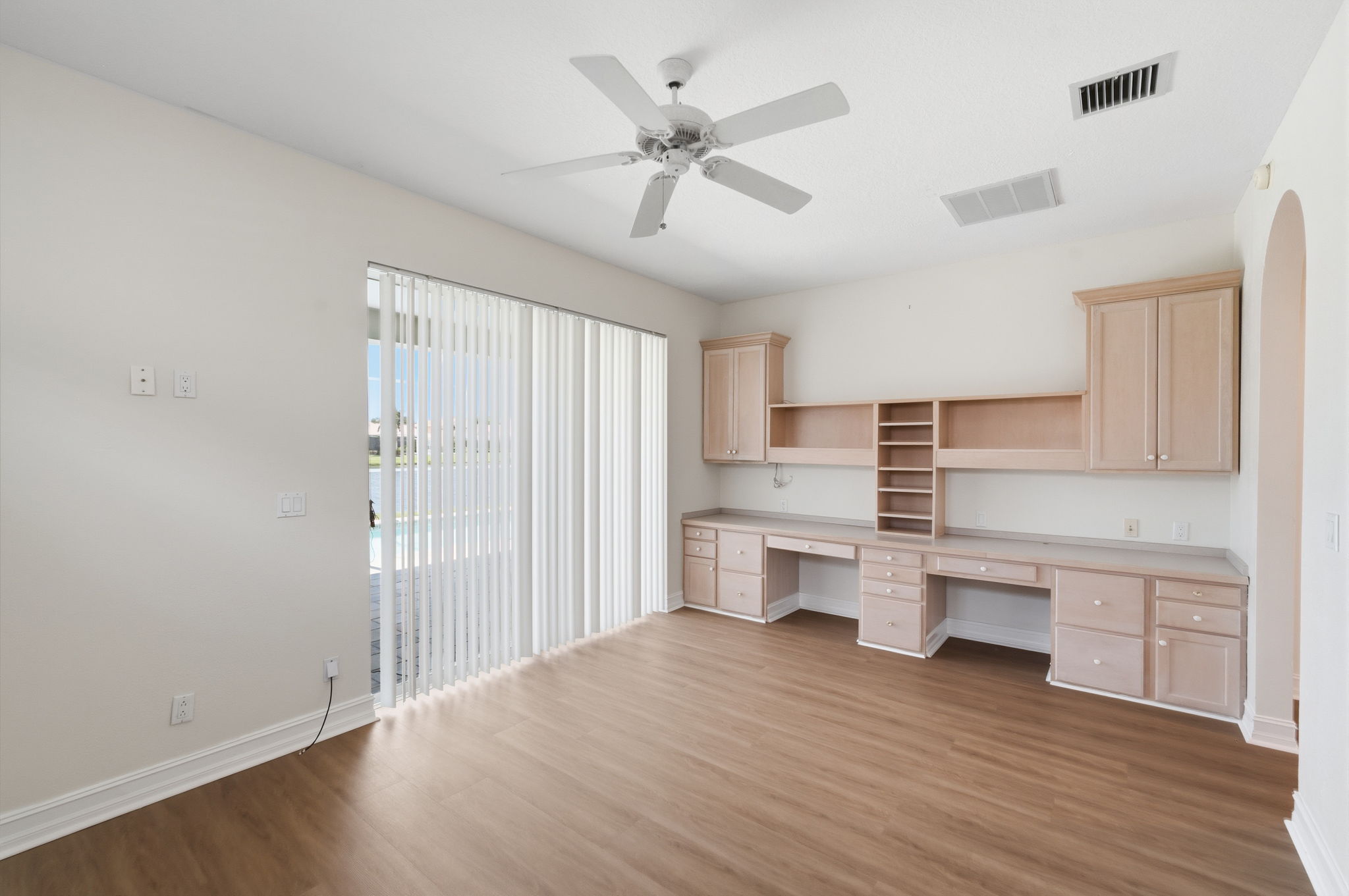Interiors (23)