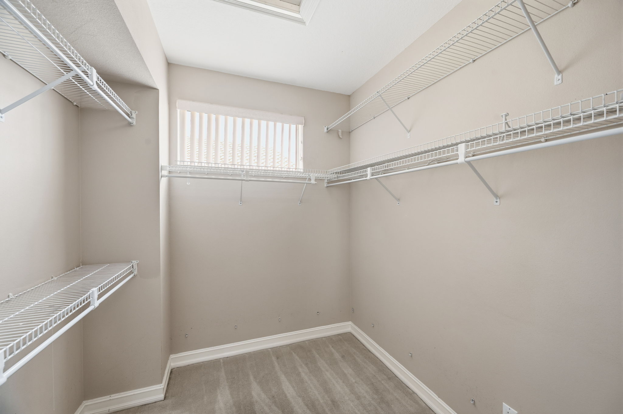 Interiors (49)