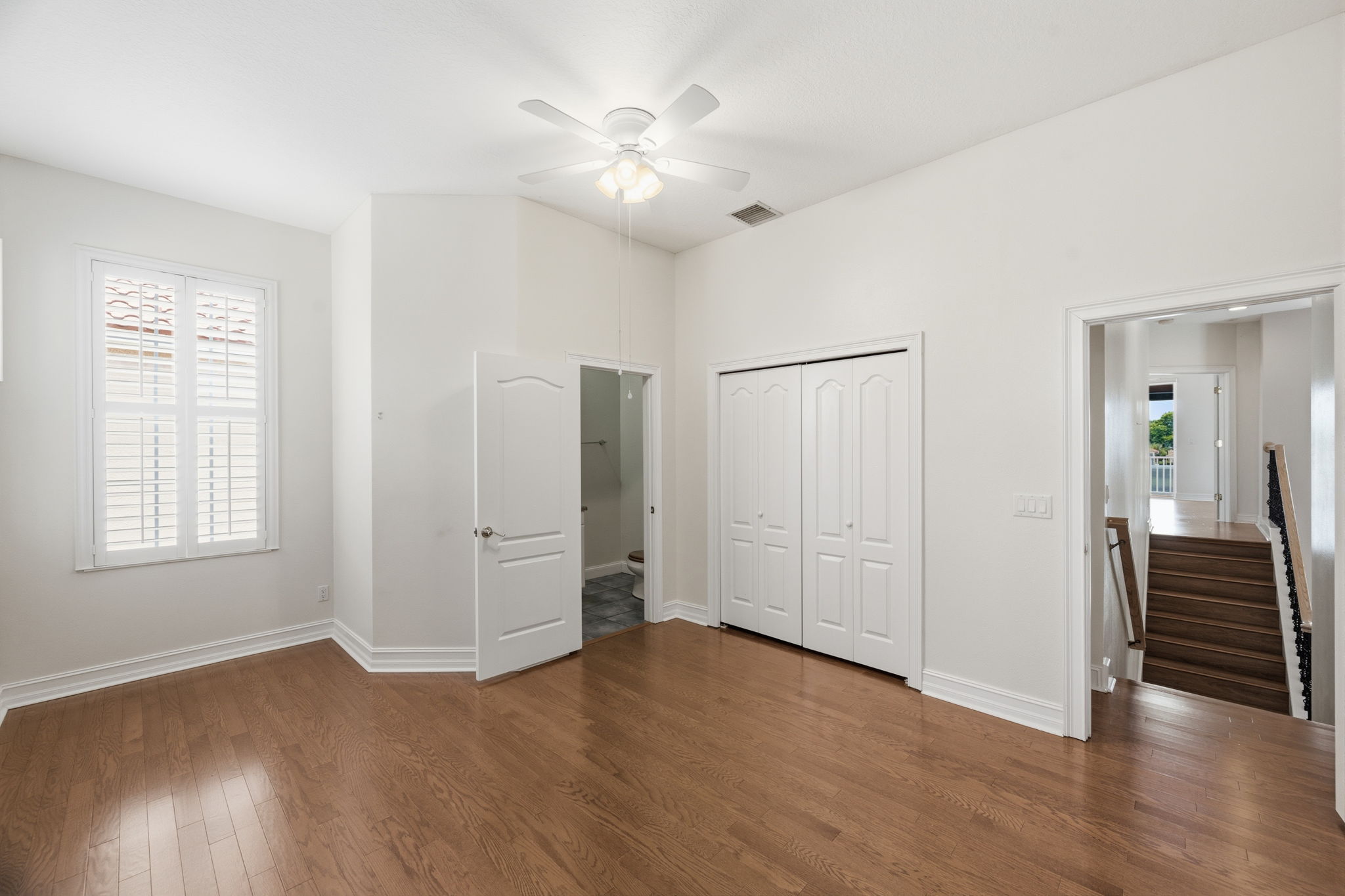 Interiors (52)