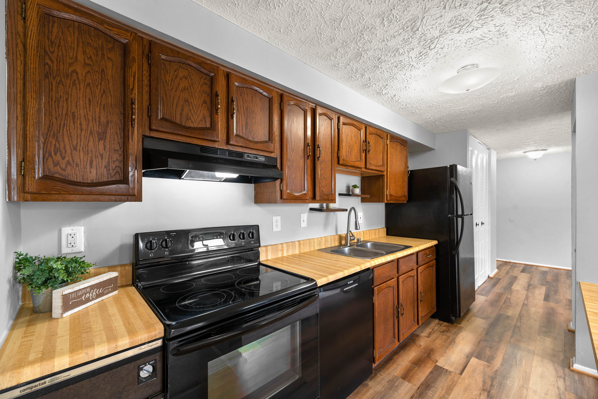999 Heather Ridge Dr, Frederick, MD 21702, USA Photo 15
