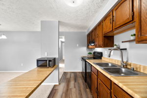 999 Heather Ridge Dr, Frederick, MD 21702, USA Photo 16