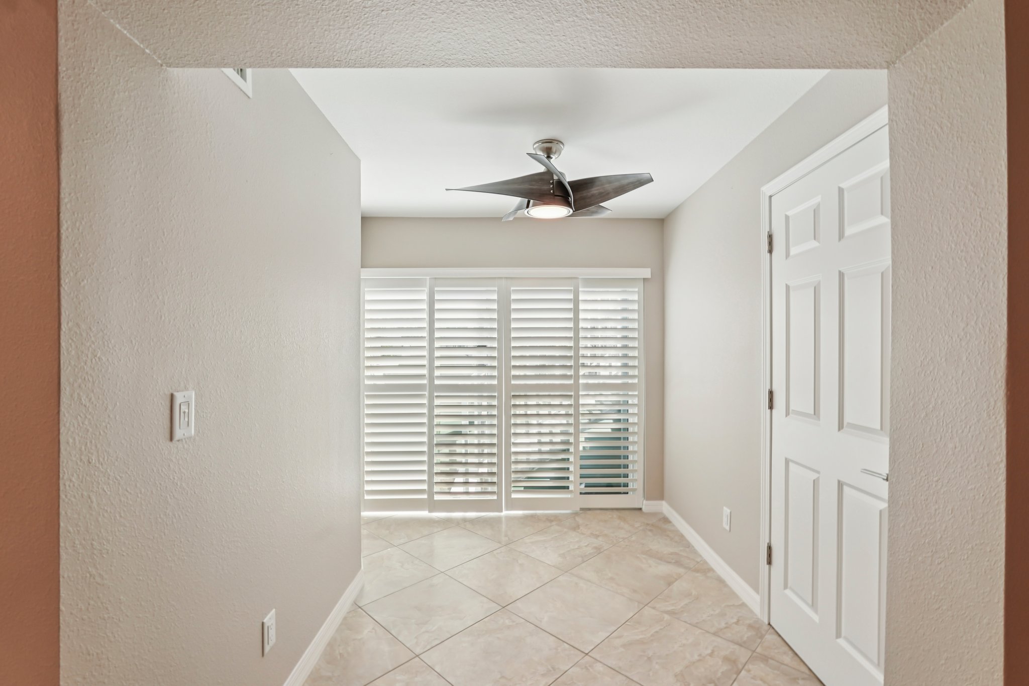Inlet Cir B103-S2108-023.jpg