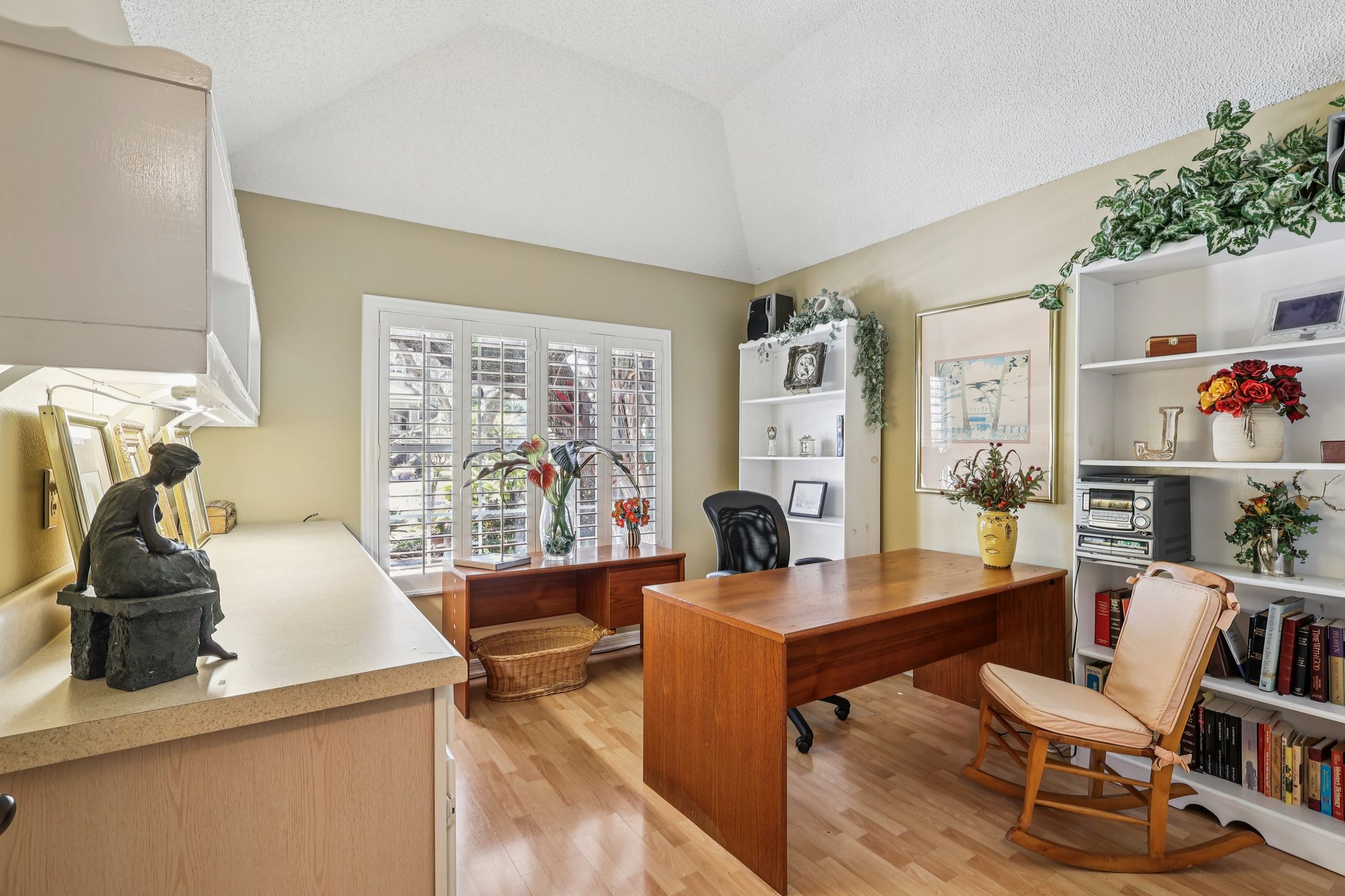 Piedmont Oaks Dr-S0411-020.jpg