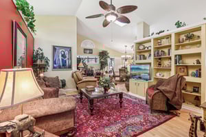 Piedmont Oaks Dr-S0411-007.jpg