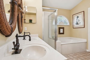 Piedmont Oaks Dr-S0411-029.jpg