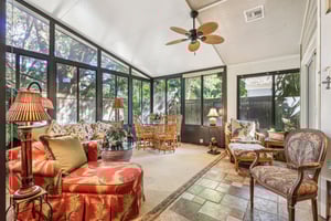 Piedmont Oaks Dr-S0411-032.jpg