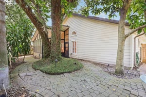 Piedmont Oaks Dr-S0411-035.jpg