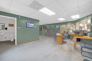 999 S Van Buren Rd-10