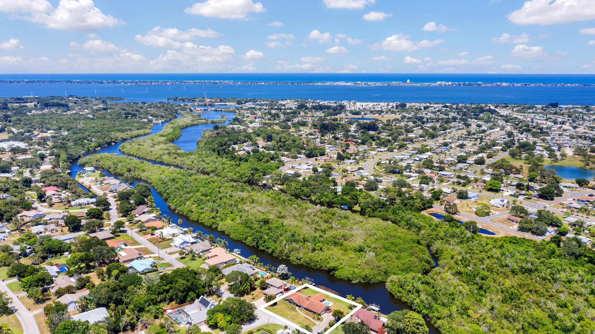 999 Sunswept Rd NE, Palm Bay, FL 32905, USA Photo 6