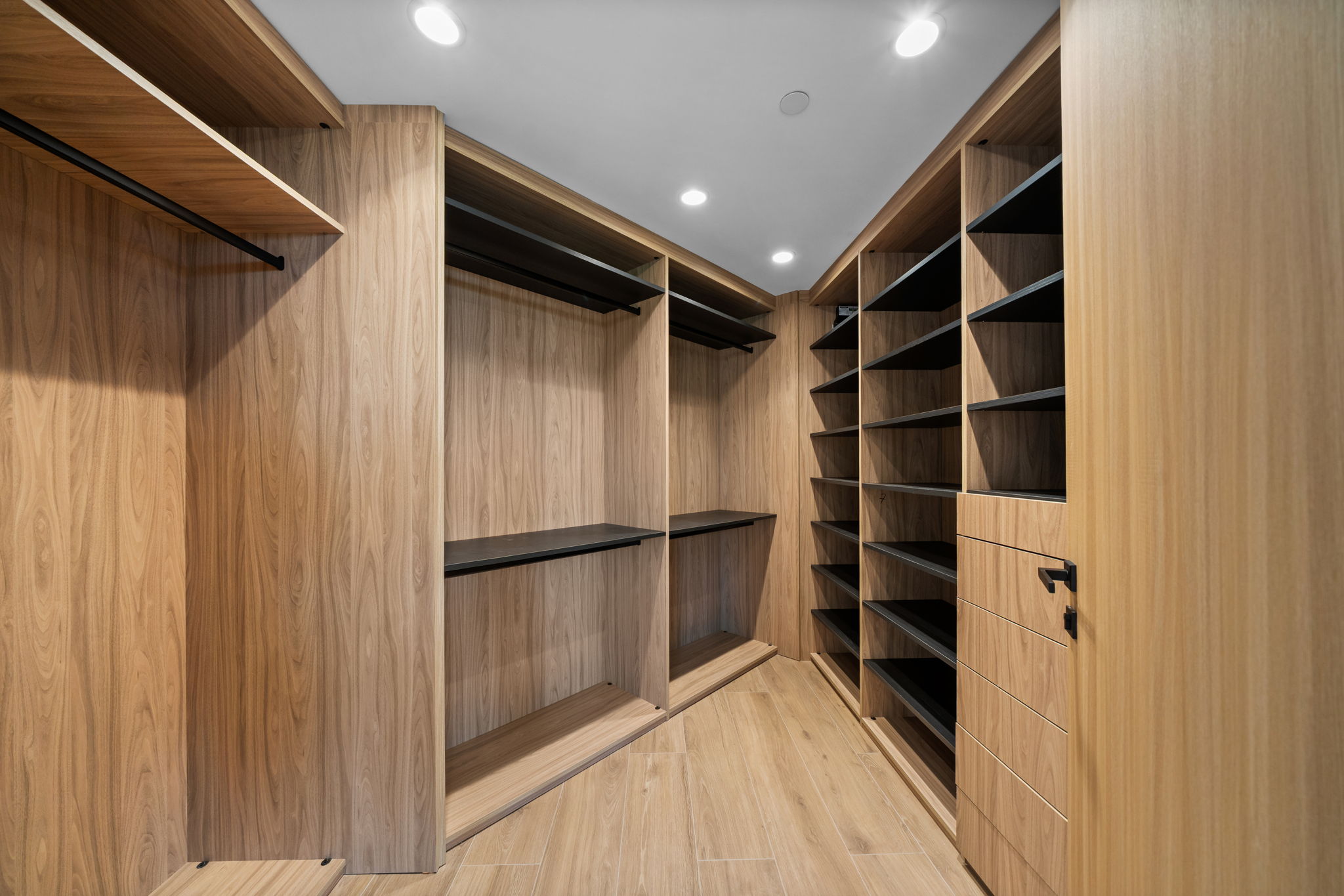 Primary Bedroom Closet