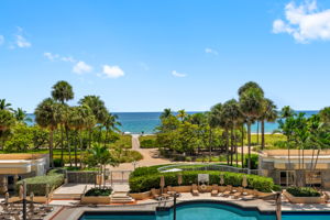 Pool & Ocean View