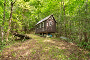 Tiny house exterior