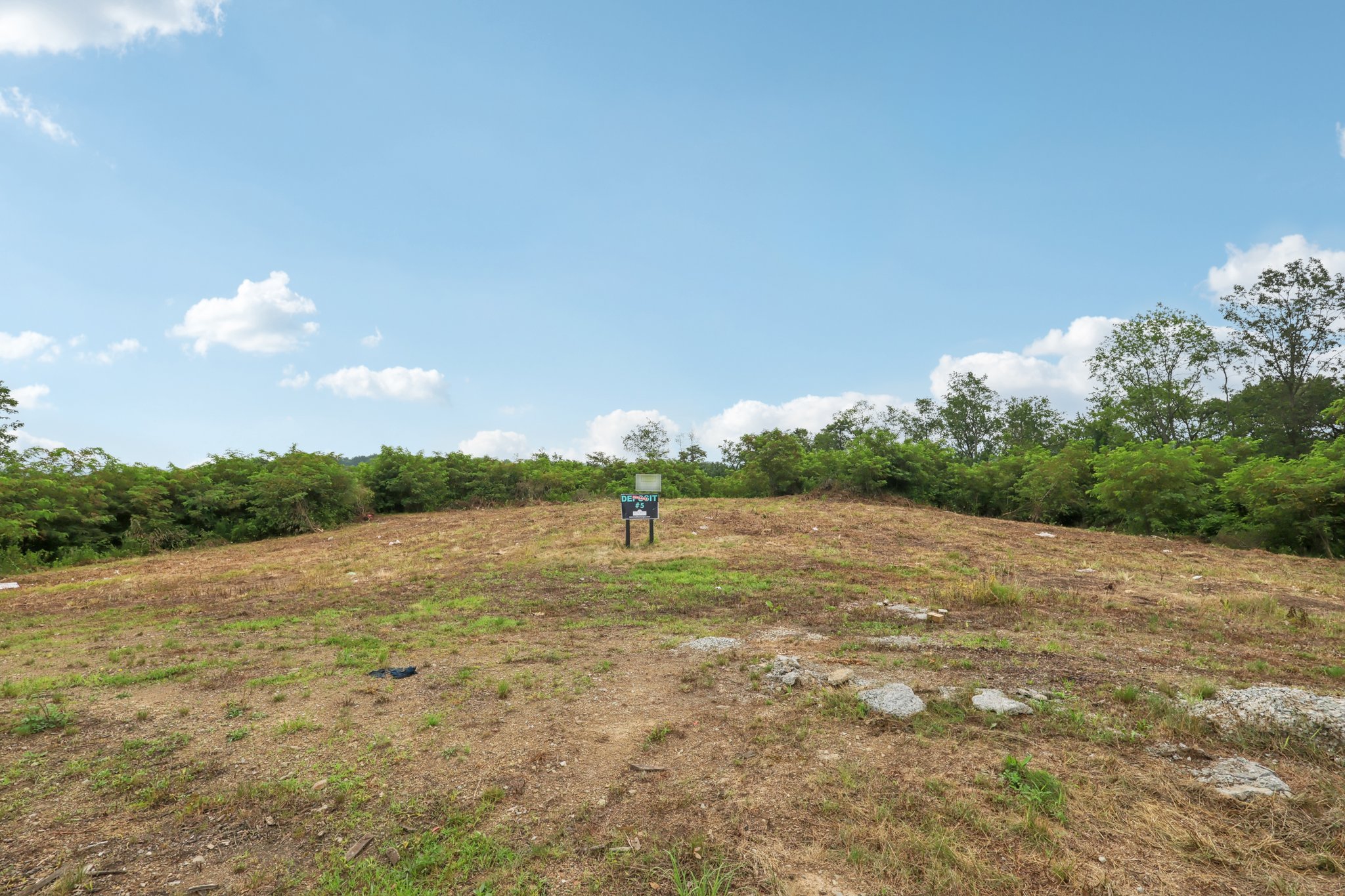 Acres Ct-S1007-009.jpg