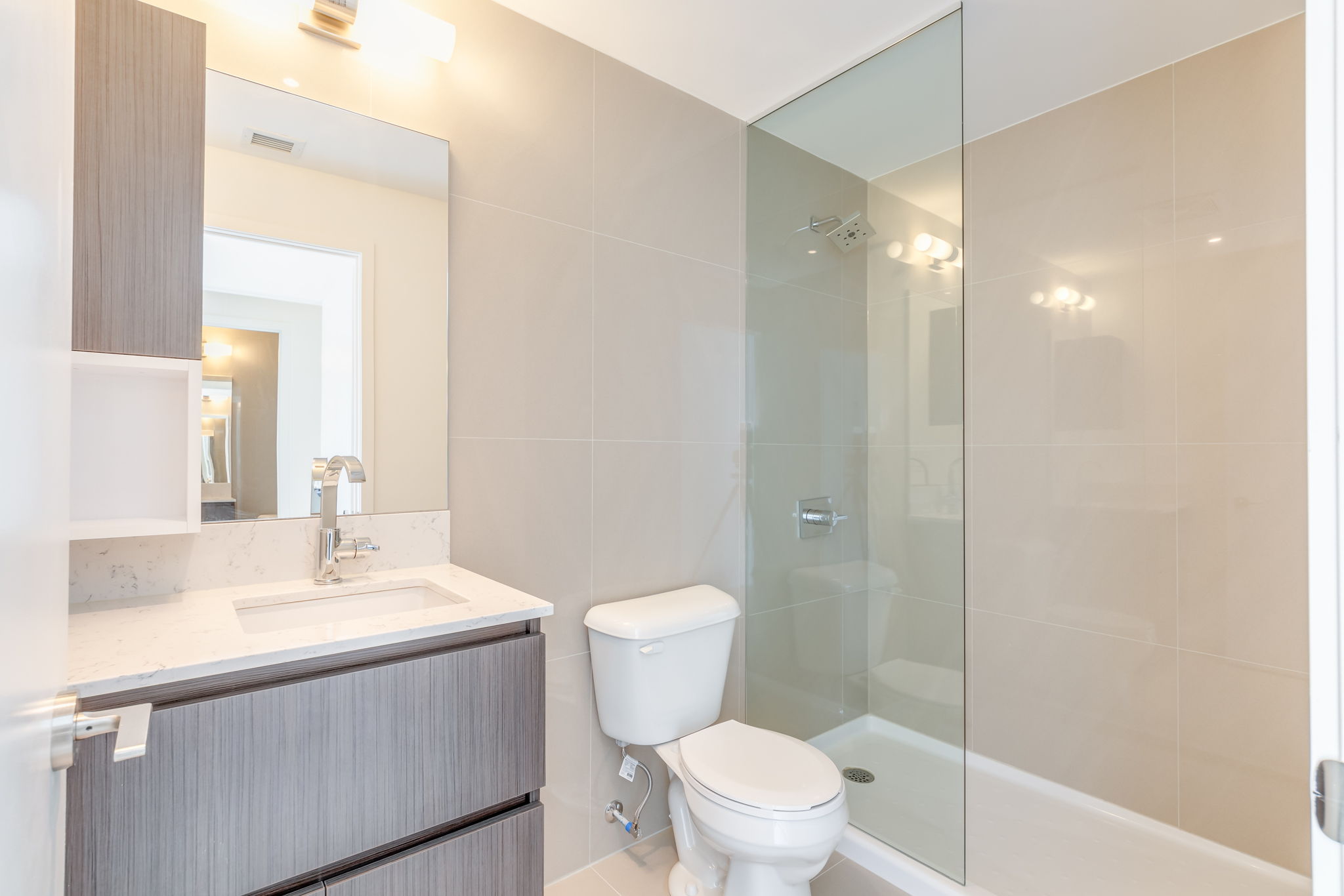 Toronto property showcase — delivered property photograph 17