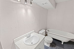  Photo 36