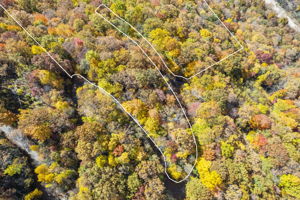 71 Riverside Park Dr, Marion, NC 28752, USA Photo 4