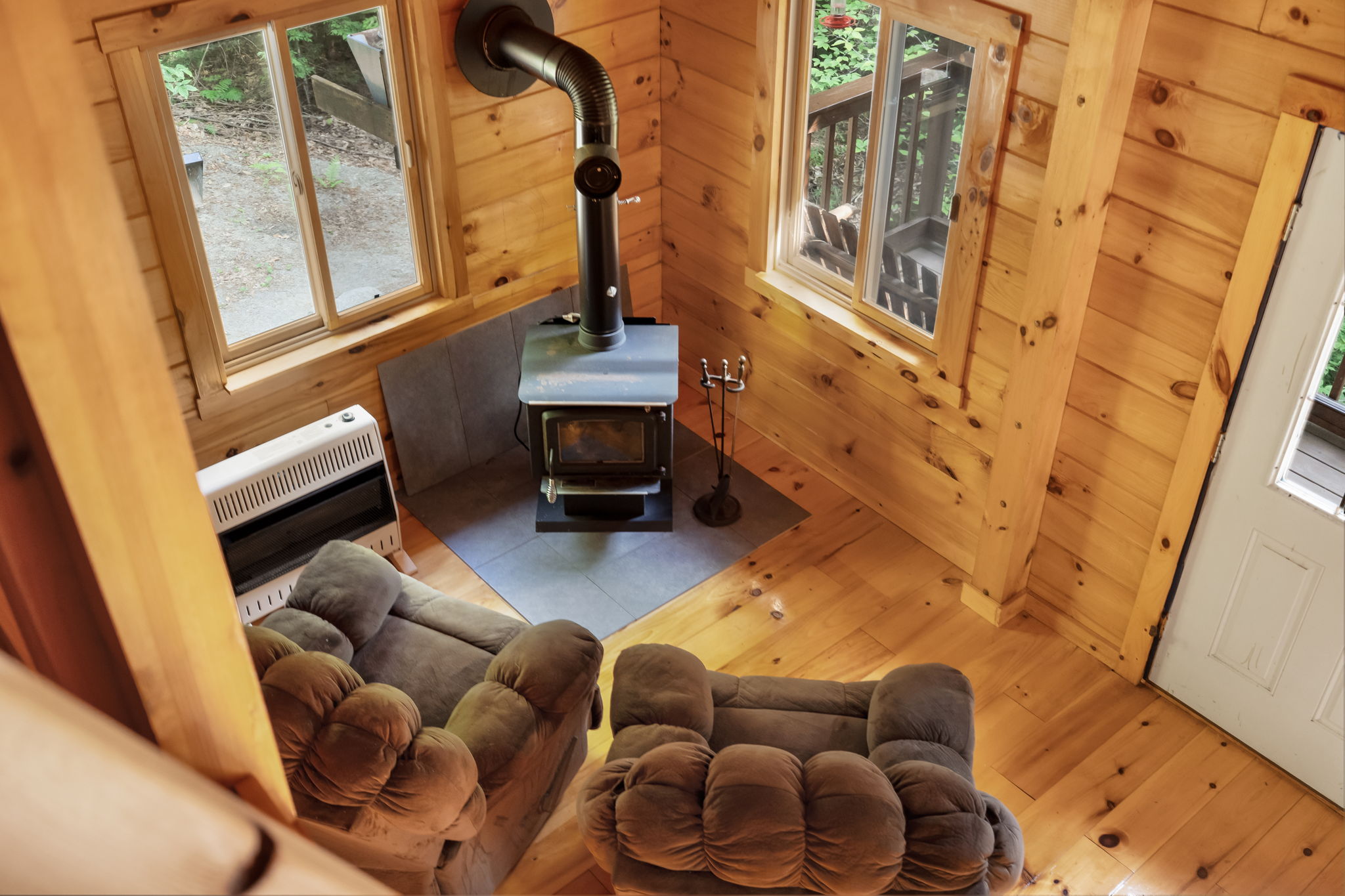  Photo 24