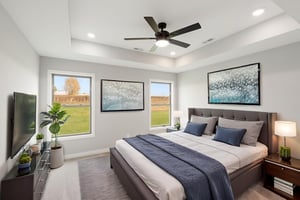 DSC03263 virtually staged.jpeg