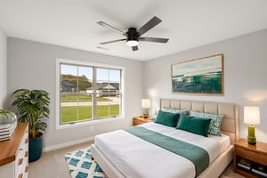 DSC03290 virtually staged.jpeg