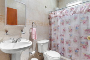  Photo 24