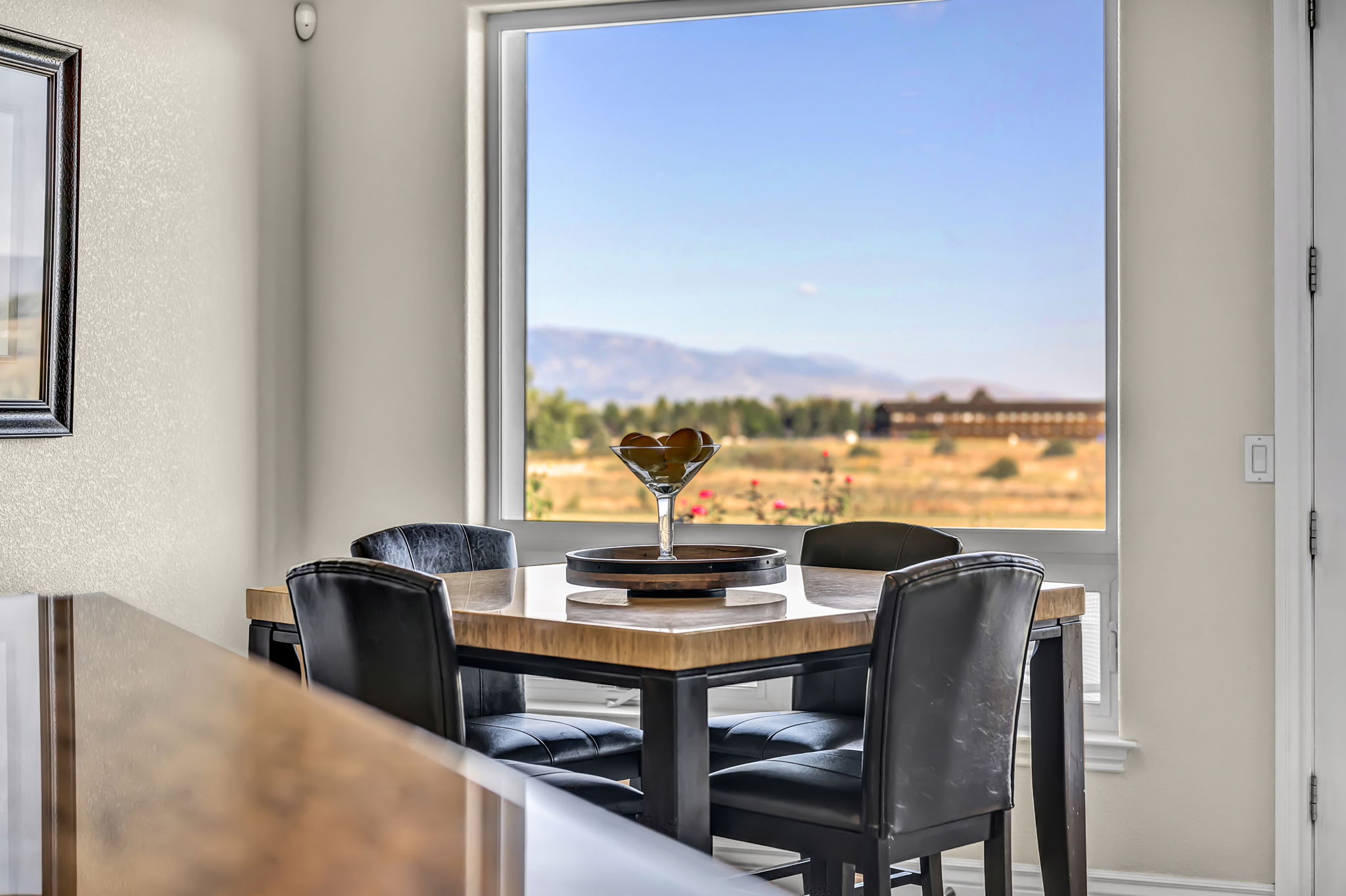  Photo 65