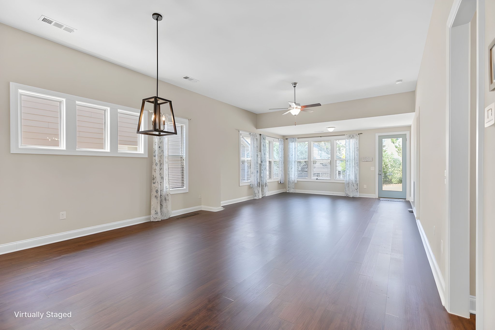 PLMG9751 furniture removed.jpeg