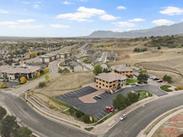  Photo 40