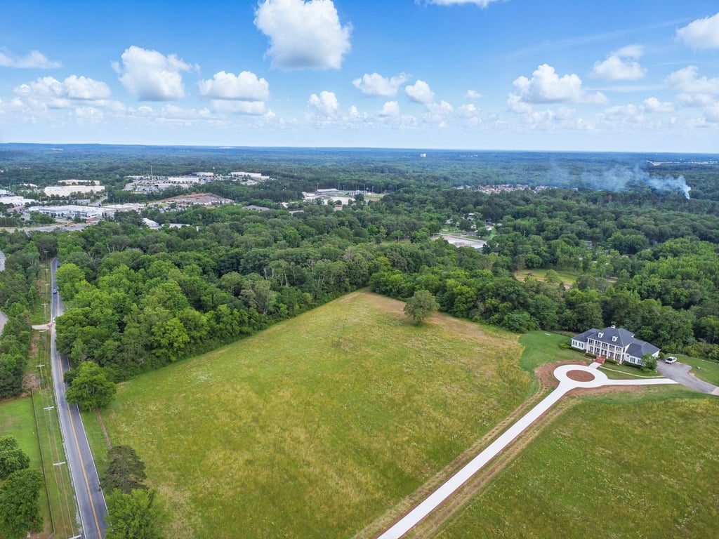 Land in Little Rock, Arkansas, real estate media by Avery & Bryant