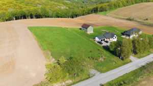  Photo 0