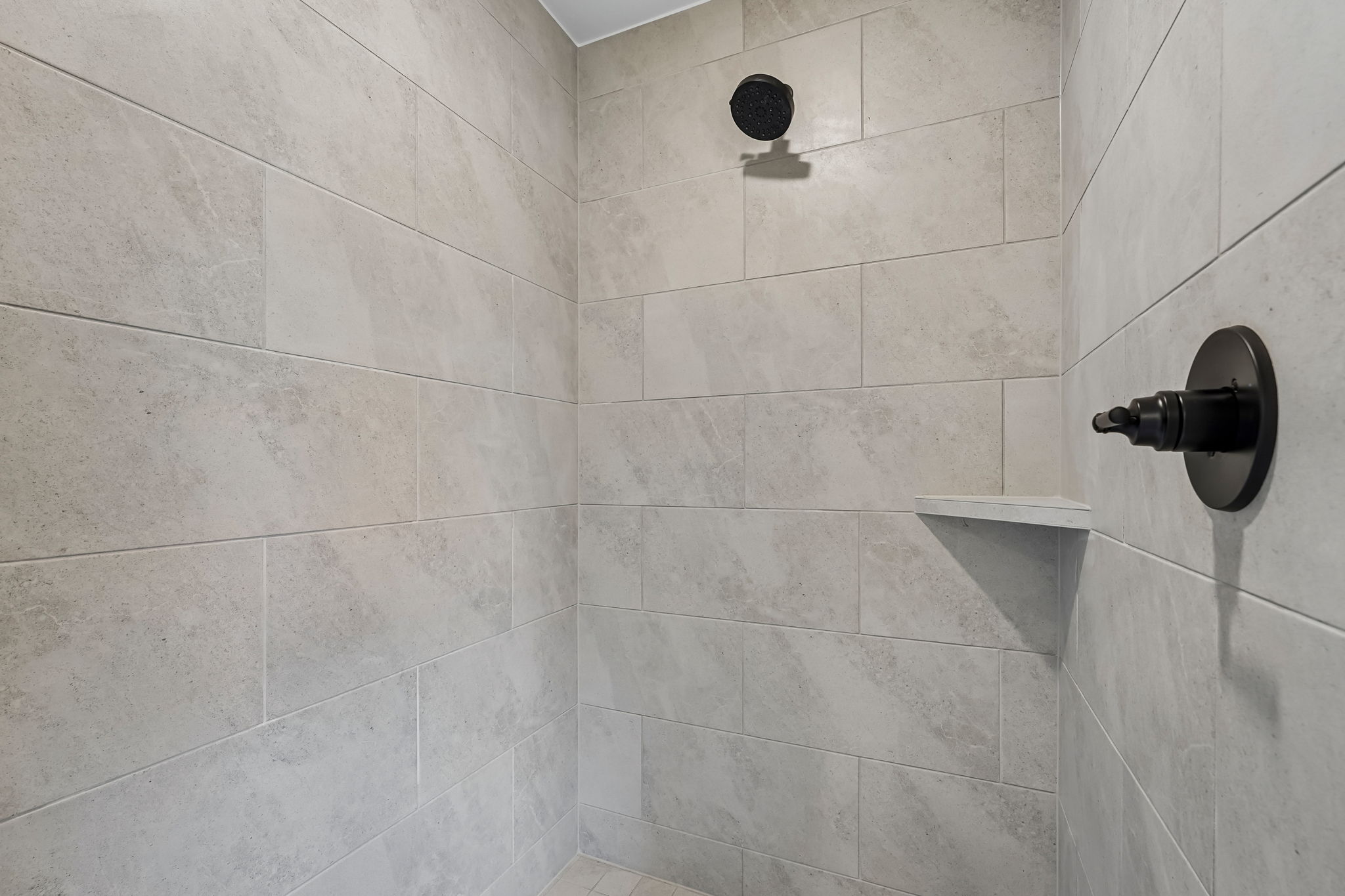 3324 Courtney Creek Dr-024