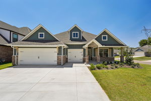 3324 Courtney Creek Dr-001