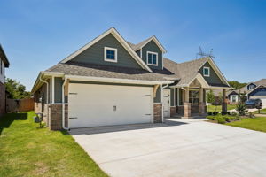 3324 Courtney Creek Dr-003