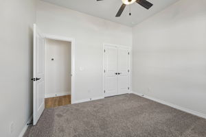 3324 Courtney Creek Dr-026