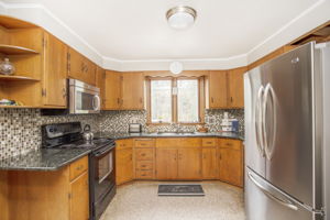  Danforth St, Taunton, MA 02780, US Photo 29