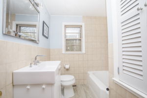  Danforth St, Taunton, MA 02780, US Photo 24